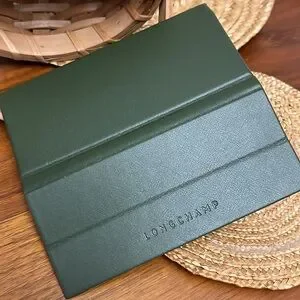 Longchamp Green Leather Eyeglasses Sunglasses Holder Longchamp | Accessories | Longchamp Green Leather Eyeglasses  main image 4
